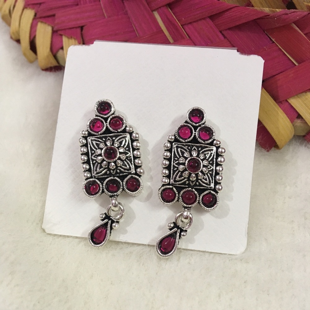 Ruby Silver alike Stud Drop - Picture 1 of 3